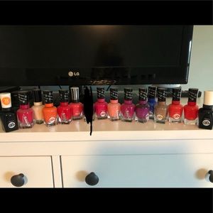 Sally Hansen Gel Polish plus Top Coat